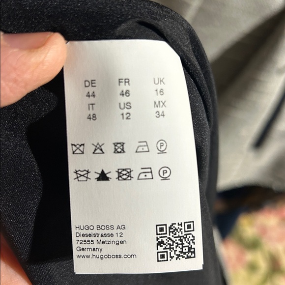 Hugo Boss NWT Julavena Suit- Jacket and Skirt - Picture 16 of 16